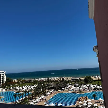 Private In Majestic Апартамент