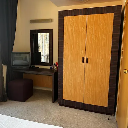 Private In Majestic Daire *